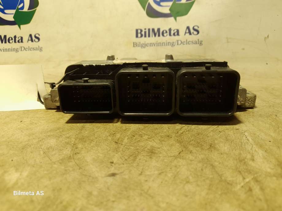 Styreenhet motor til Ford Kuga 2013-2019  (|dv4112a650ck)