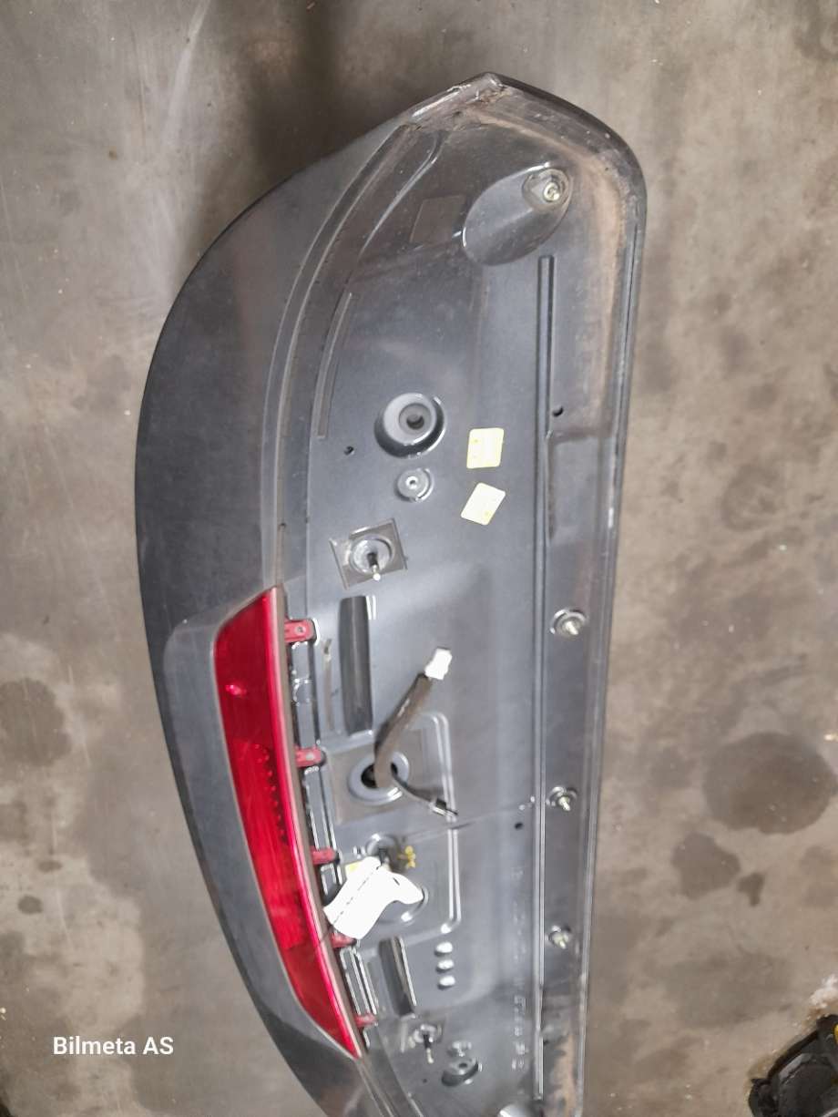 Spoiler bakluke til Hyundai i40 2012-2017  