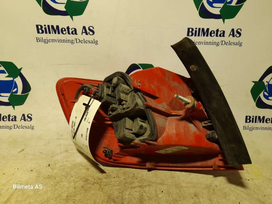 Baklykt høyre til Audi A6 2005-2008 (Type III, Fase 1) (C6) (C6) 