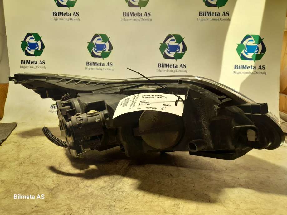 Frontlykt venstre xenon til Citroën C4 2004-2011 (Type I)  (|89900897)