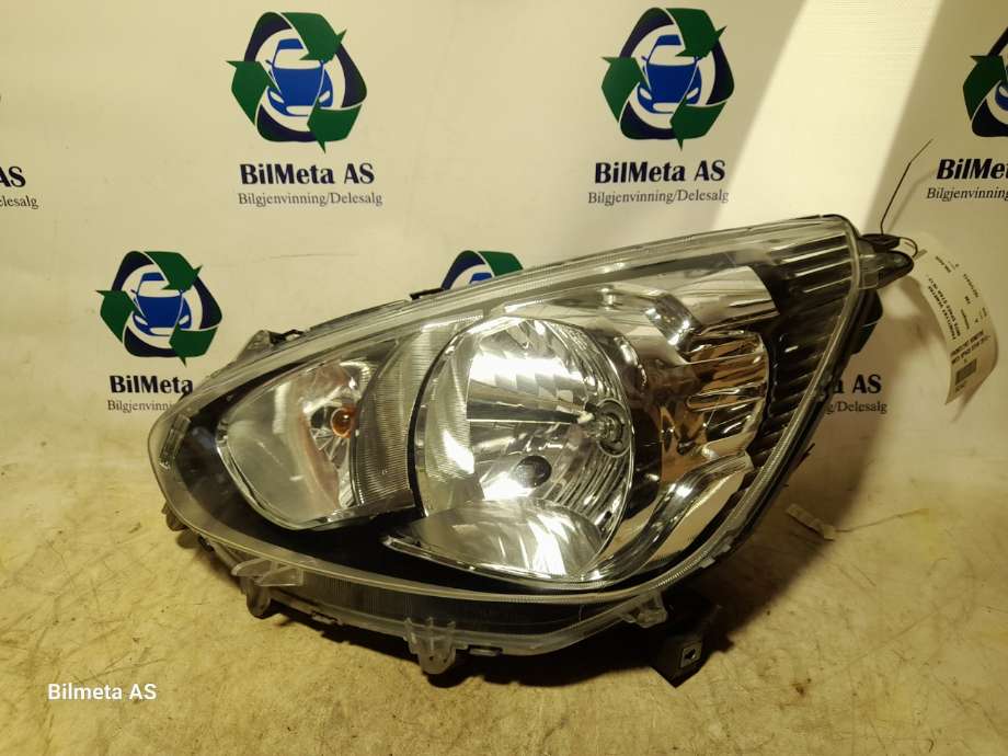 Frontlykt venstre halogen til Mitsubishi Space Star 2013-->> (Type II)