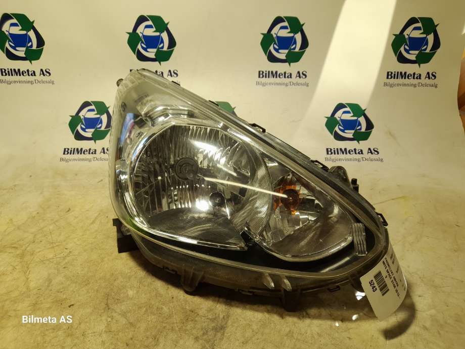 Frontlykt høyre halogen til Mitsubishi Space Star 2013-->> (Type II)
