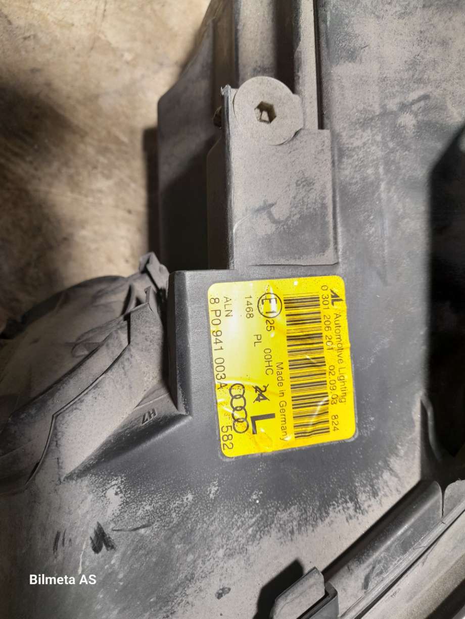 Frontlykt venstre halogen til Audi A3 2003-2008 (Type II, Fase 1)  (|8p0941003a)