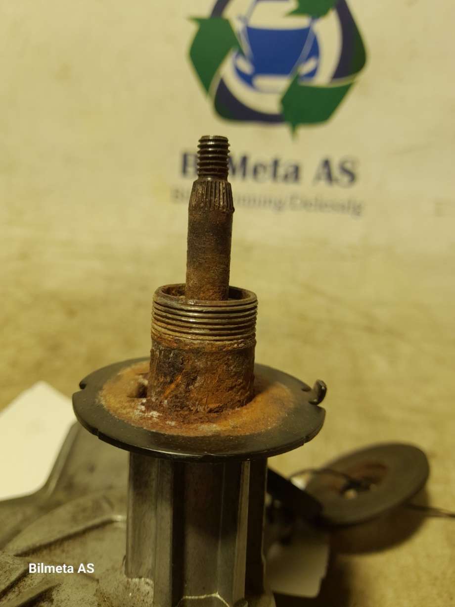 Viskermotor bakrute til Toyota Land Cruiser 120 2002-2009 (8513060220|)