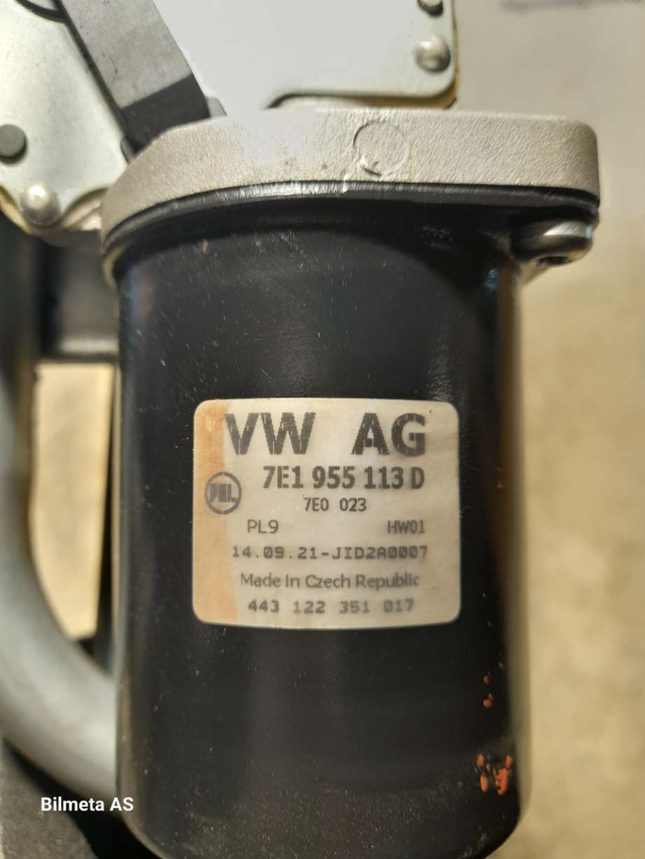 Viskermotor frontrute til VW Transporter / Caravelle 2003-2009 (Fase 1) (T5) (T5) (|7e1955113)