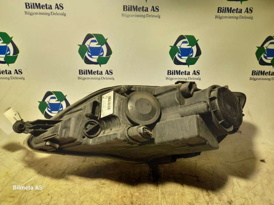 Frontlykt høyre halogen til VW Golf, Plus/Cross 2005-2009 (Fase 1)  (|5m1941006b)