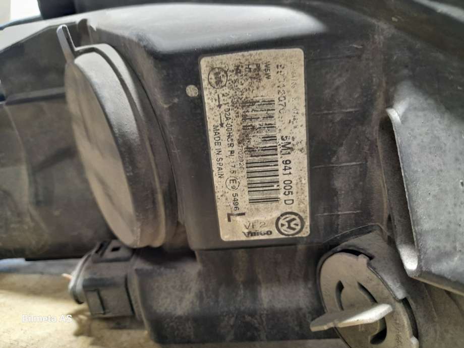 Frontlykt venstre halogen til VW Golf, Plus/Cross 2005-2009 (Fase 1)  (5m1941005d|)