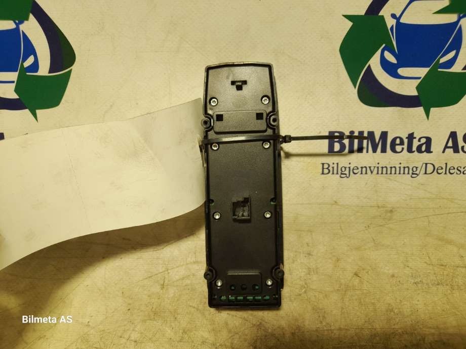 Bryter ruteheis til Tesla Model S 2013-2016 (Fase 1)  (|a2049055402)