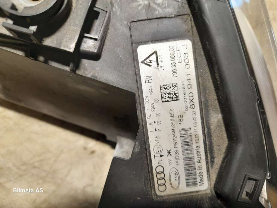 Frontlykt venstre xenon til Audi A1 2010-2014 (Type I, Fase 1)  (|8x0941003J)