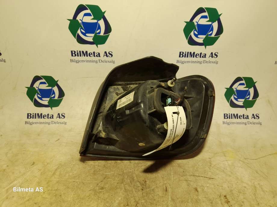Baklykt venstre til VW Golf, Plus/Cross 2005-2009 (Fase 1)  (|5m0945095r)