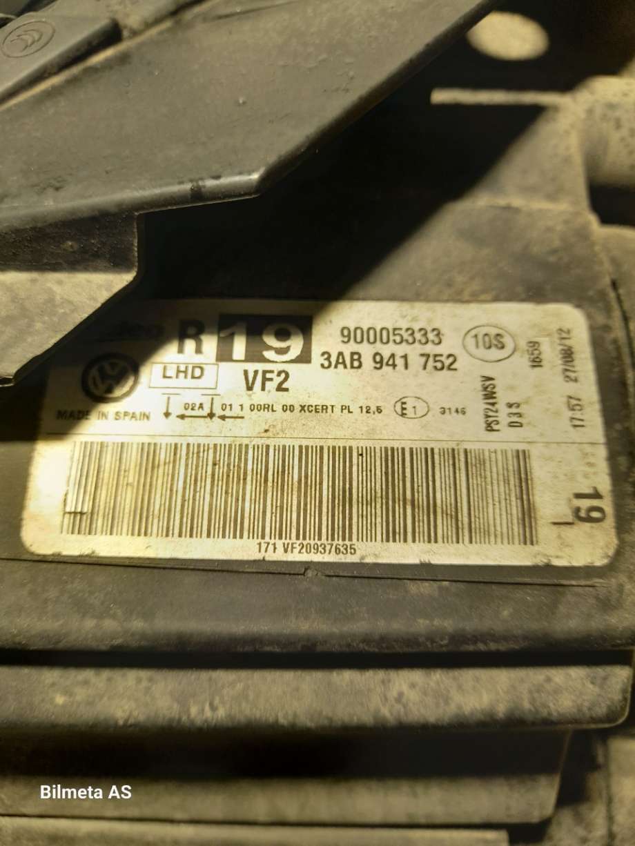 Frontlykt høyre xenon til VW Passat 2011-2015 (B7) (B7) (|3ab941752|90005333)
