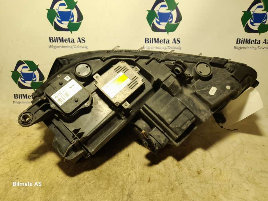 Frontlykt høyre xenon til VW Passat 2011-2015 (B7) (B7) (|3ab941752|90005333)