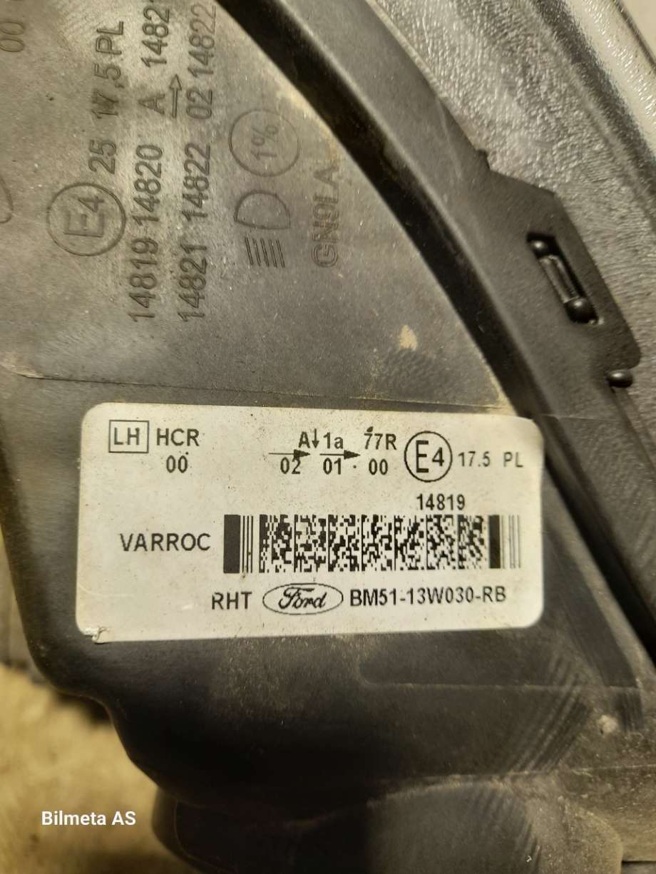 Frontlykt venstre halogen til Ford Focus 2011-2014 (Type III, Fase 1)  (bm5113w030|)