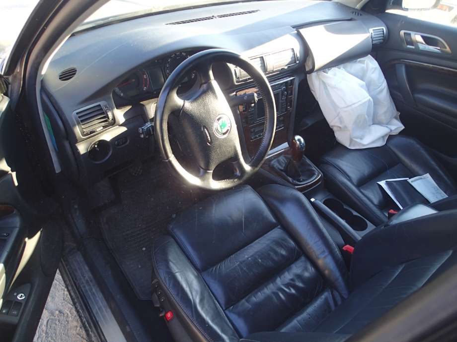 Škoda Superb 2002-2008 (Type I) delebil , Motorkode: AWX, Girkassekode: 