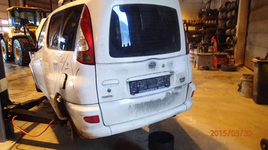 Toyota Yaris Verso 1999-2007 , Motorkode: , Girkassekode: