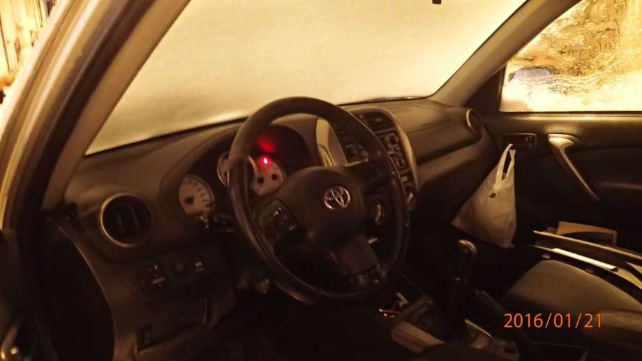 Toyota RAV4 2000-2006 (Type II) delebil , Motorkode: , Girkassekode: 