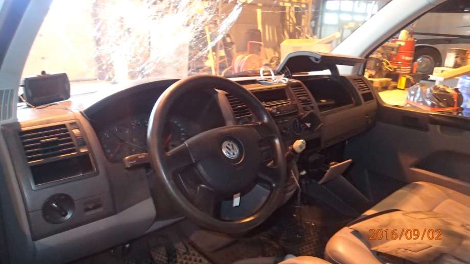 VW Transporter / Caravelle 2003-2009 (Fase 1) (T5) delebil , Motorkode: BRS, Girkassekode: JQT