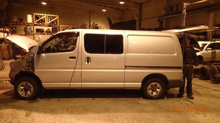 Toyota Hiace 2001-2006 (Fase 2) , Motorkode: , Girkassekode: 