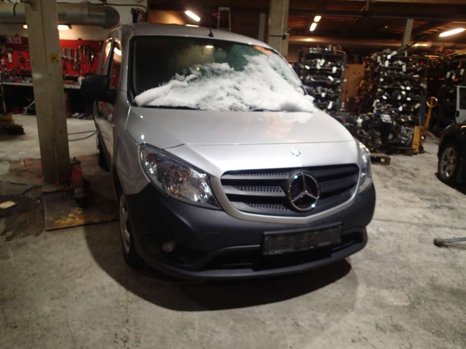 Mercedes Citan 2012-2021 (W415) delebil , Motorkode: K9K-B6, Girkassekode: 