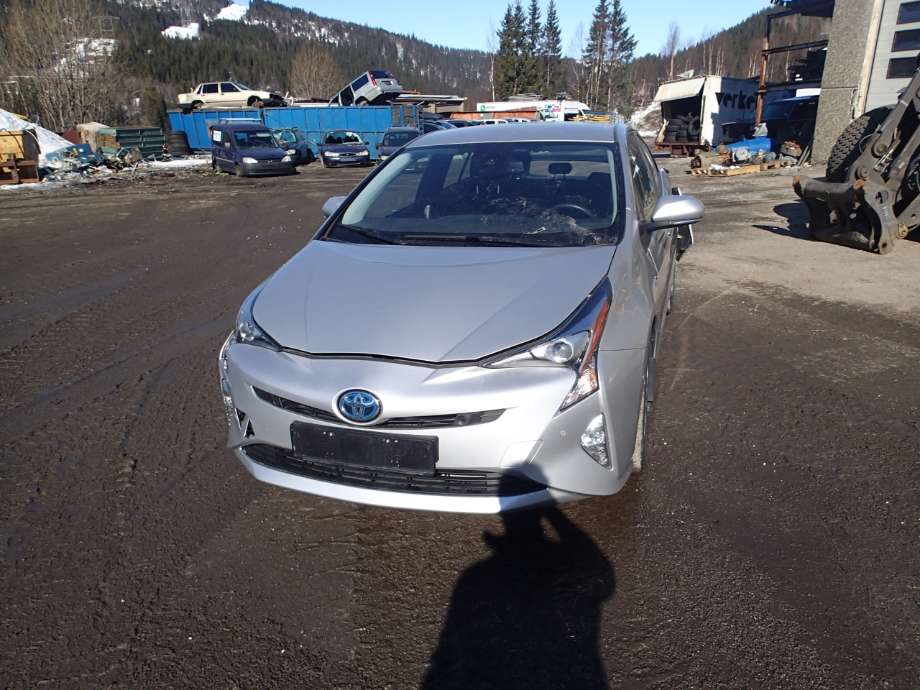 Toyota Prius 2016-2023 (Type IV) (combi) (combi), Motorkode: FXE, Girkassekode: 