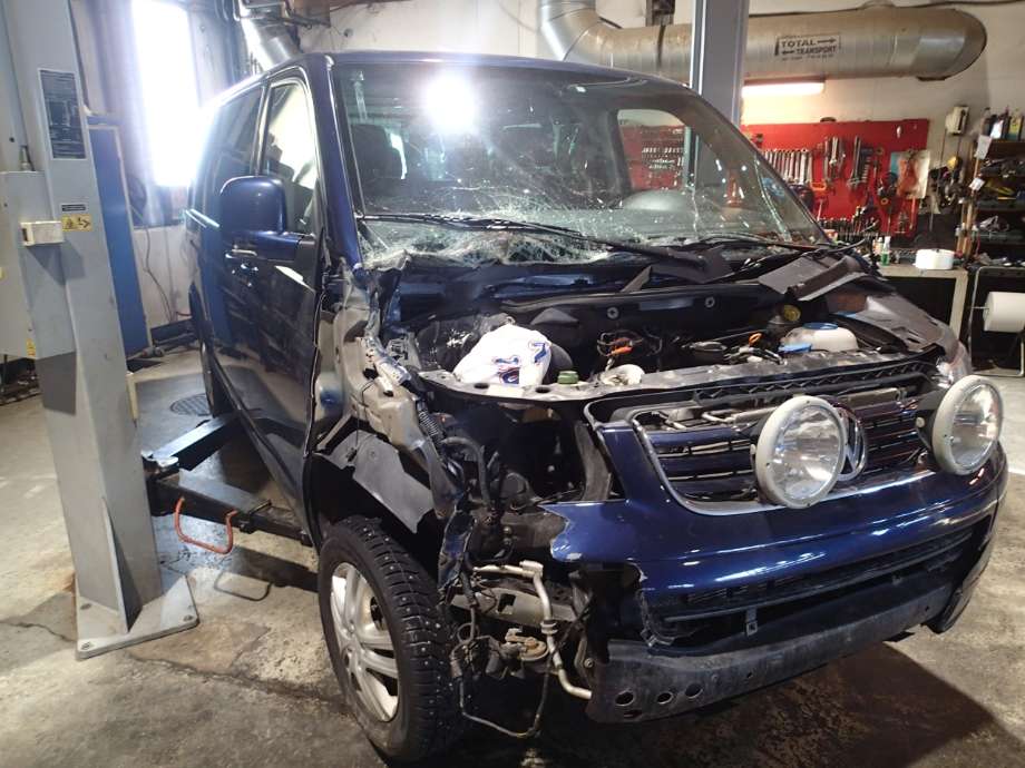 VW Transporter / Caravelle 2003-2009 (Fase 1) (T5) (T5), Motorkode: bpc, Girkassekode: KLF