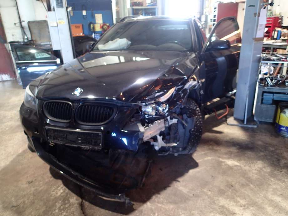 BMW 5-Serie 2003-2010 (E60/E61) (E60/E61), Motorkode: , Girkassekode:
