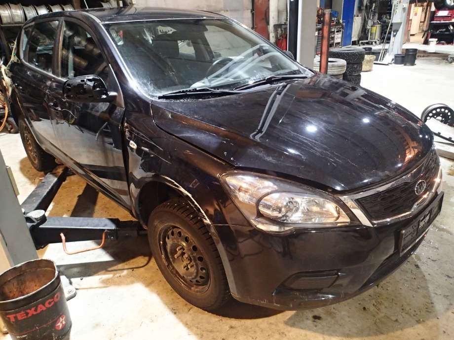 Kia Cee