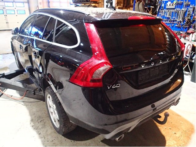 Volvo V60/V60 CC 2013-2018 (Type I, Fase 2) , Motorkode: D5204T3, Girkassekode: 