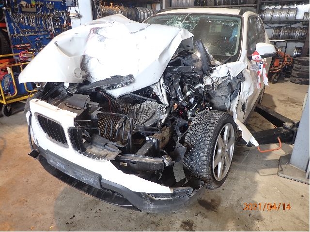 BMW X1 2009-2015 (E84) (E84), Motorkode: N47 D20C, Girkassekode: 