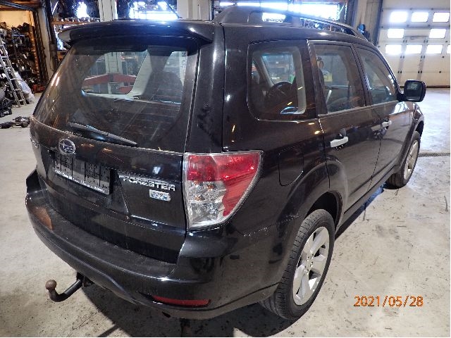 Subaru Forester 2008-2013 (Type III) , Motorkode: EE20, Girkassekode: 