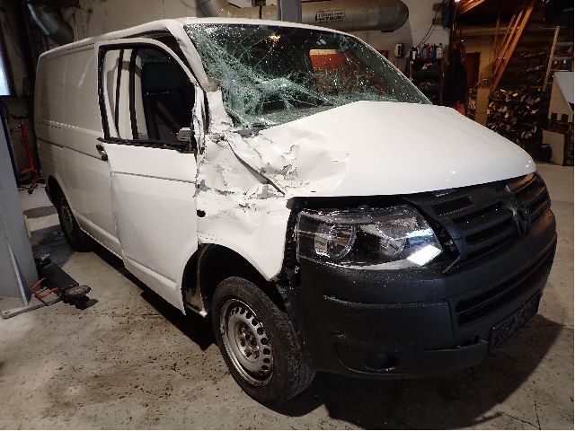 VW Transporter / Caravelle 2009-2015 (Fase 2) (T5) (T5), Motorkode: , Girkassekode: PAU