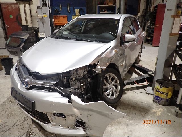 Toyota Auris 2015-2019 (Type II, Fase 2) , Motorkode: 2ZR-FXE, Girkassekode: 3090047064