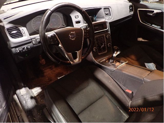 Volvo V60 2010-2013 (Type I, Fase 1) , Motorkode: D4162 T, Girkassekode: 