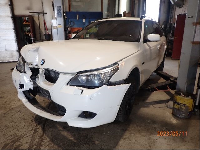 BMW 5-Serie 2003-2010 (E60/E61) (E60/E61), Motorkode: N47-D20C, Girkassekode: 24007590130