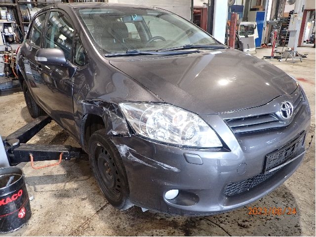 Toyota Auris 2010-2012 (Type I, Fase 2) delebil , Motorkode: 1NR-FE, Girkassekode: 3311105041 / 12291 /