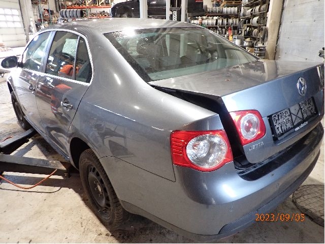 VW Jetta 2005-2010 , Motorkode: BLS, Girkassekode: JCR