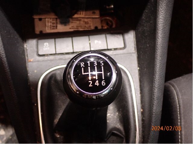 VW Golf VI 2008-2012 delebil , Motorkode: CBAB;CFFB, Girkassekode: 6 trins NFR