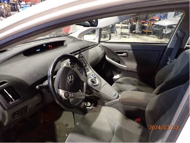 Toyota Prius 2009-2016 (Type III) (COMBI) (COMBI), Motorkode: 2ZR-FXE, Girkassekode: 3090047060