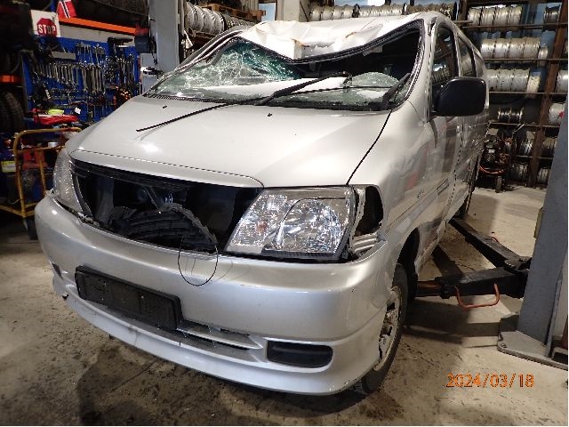 Toyota Hiace 2007-2012 (Fase 3) delebil , Motorkode: 2KD-FTV, Girkassekode: 