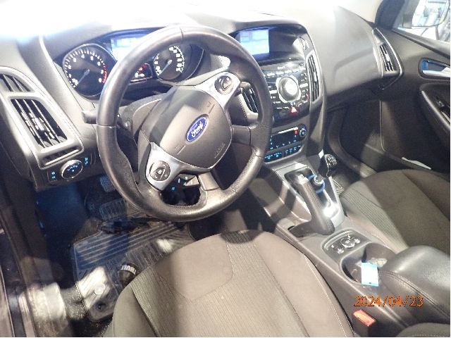 Ford Focus 2011-2014 (Type III, Fase 1) , Motorkode: M1DA, Girkassekode: 6 trins 1836357
