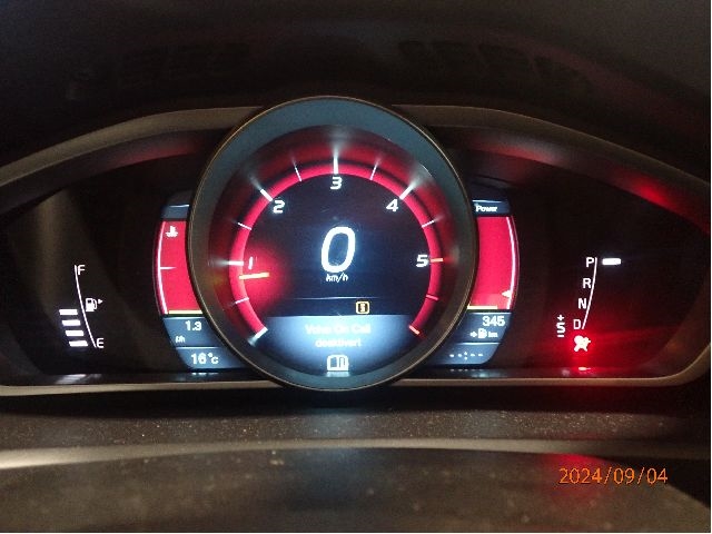 Volvo V40 2012-2019 , Motorkode: D4162T, Girkassekode: 