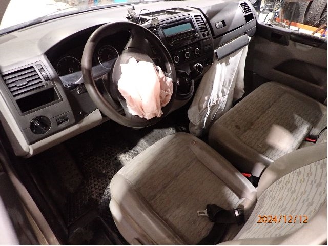 VW Transporter / Caravelle 2009-2015 (Fase 2) (T5) (T5), Motorkode: CAAC, Girkassekode: KqK