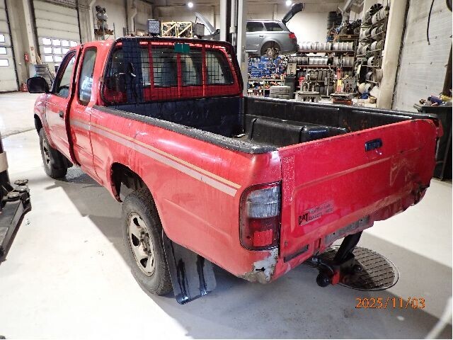 Toyota Hilux 1998-2001 , Motorkode: , Girkassekode: