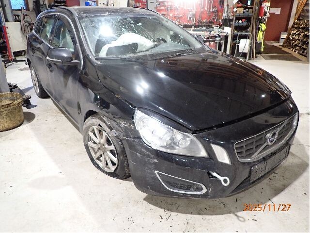 Volvo V60 2010-2013 (Type I, Fase 1) , Motorkode: D4162T, Girkassekode: 