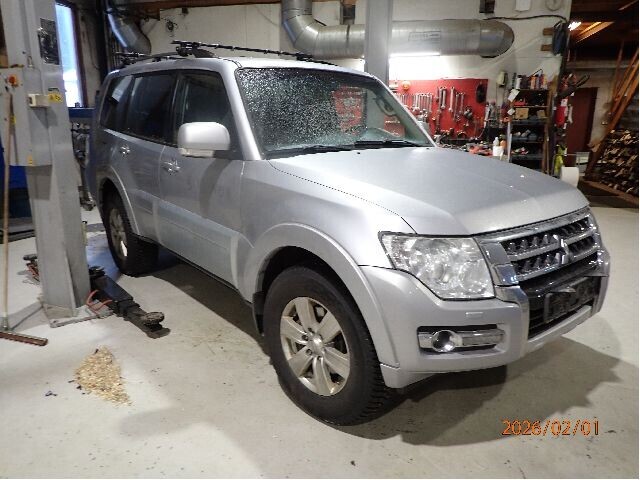 Mitsubishi Pajero 2016-2019 (Type IV, Fase 2) , Motorkode: 4M41, Girkassekode: 