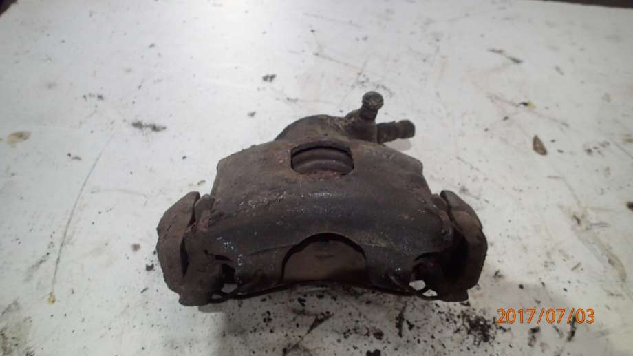 Bremsecaliper venstre foran til Ford Fiesta 1996-1999 (Type IV, Fase 1) (FIESTA IV 1,25 I 16 V|)