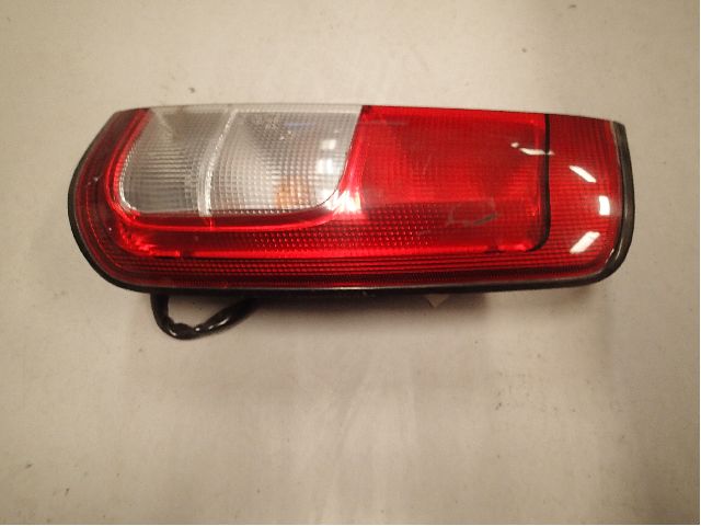 Baklykt venstre til Suzuki Ignis 2000-2006 (Type I) (JAPAN) (JAPAN) (1,3 GL stv|)