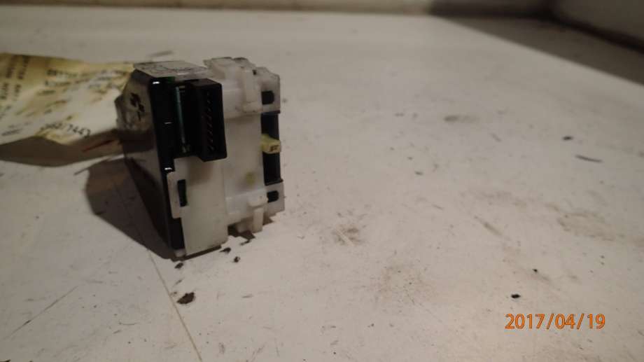 Bryter blink til Nissan Note 2006-2013 (Type I)  (( NOTE  - Micra )|)