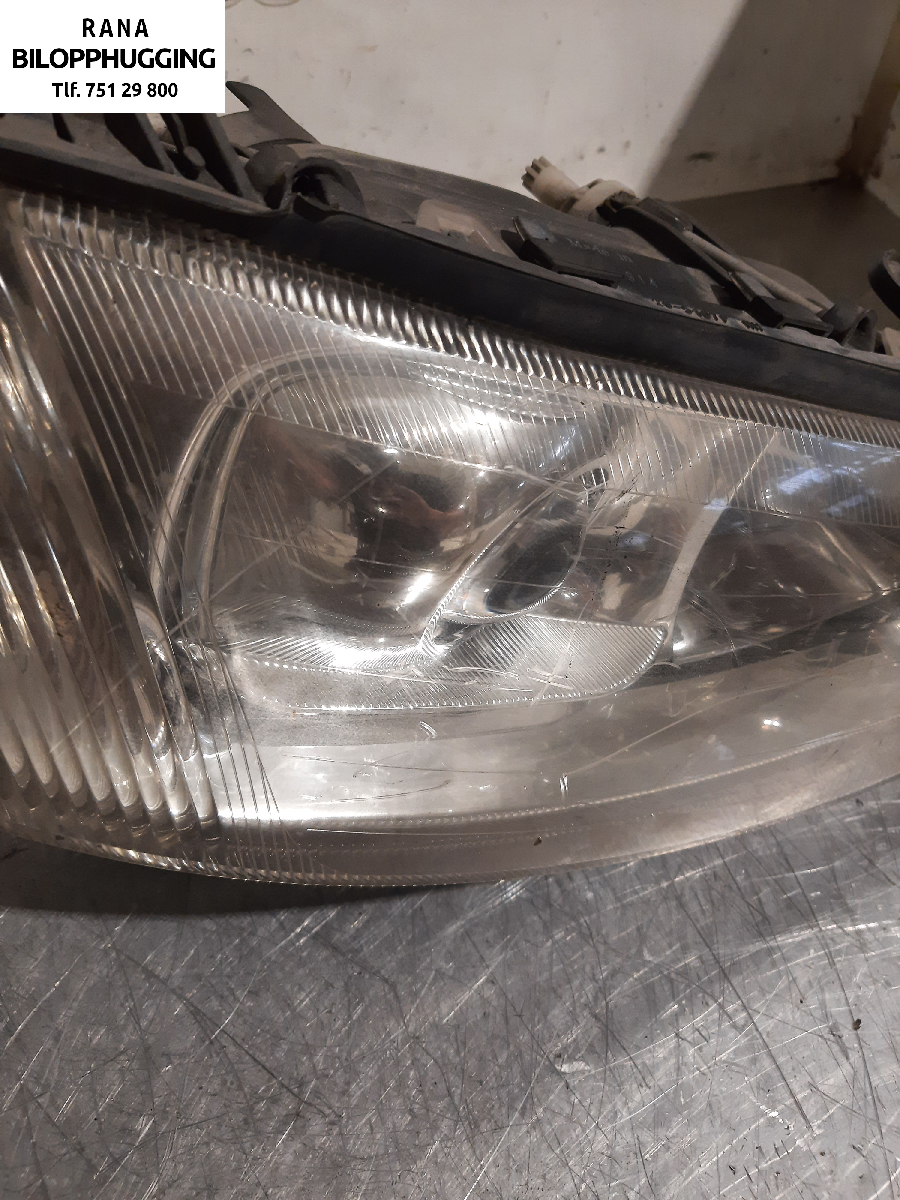 Frontlykt høyre halogen til Opel Omega B 1994-1999