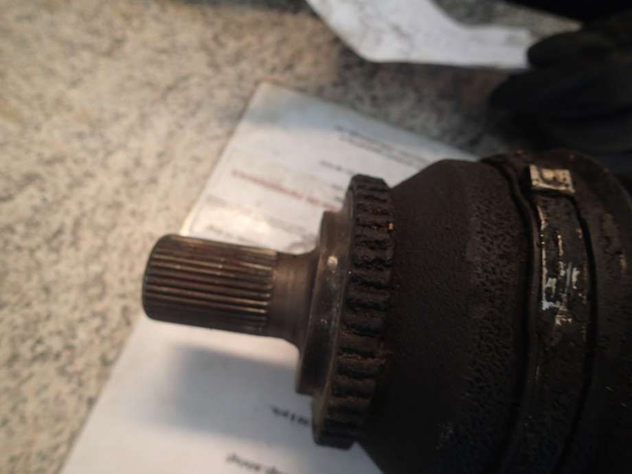 Drivaksel høyre foran til Volvo V70 (S70/XC70) 1997-2000 (Type I) (2,5 tdi|8251516||P9463756)